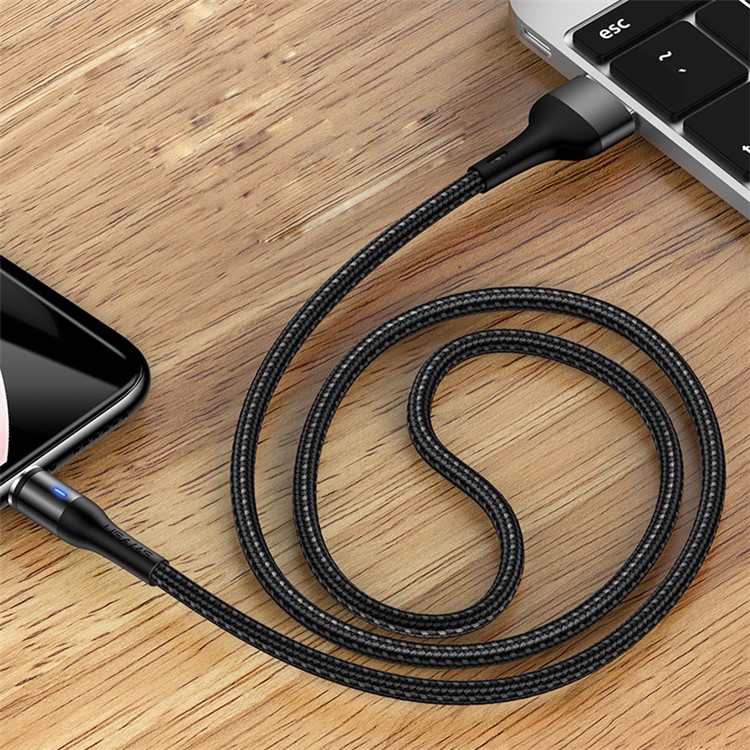 

USAMS U29 1m Magnetic Lightning 8pin USB Charging Cable with LED indicator 2.4A - Black, iPhone Xs