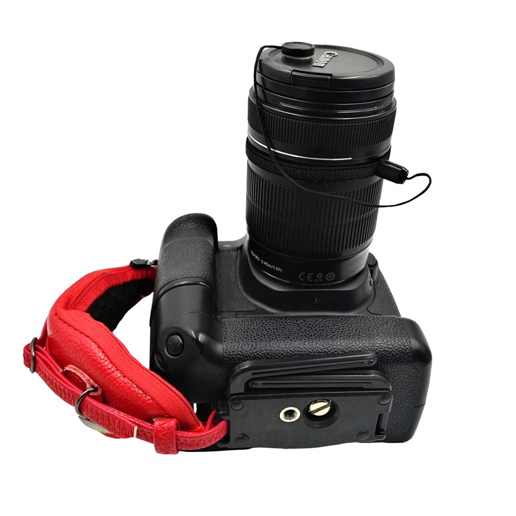 JM-KM-16N Genuine Leather Wrist Strap Grip with Eye Shade for DSLR SLR Cameras - Red-4