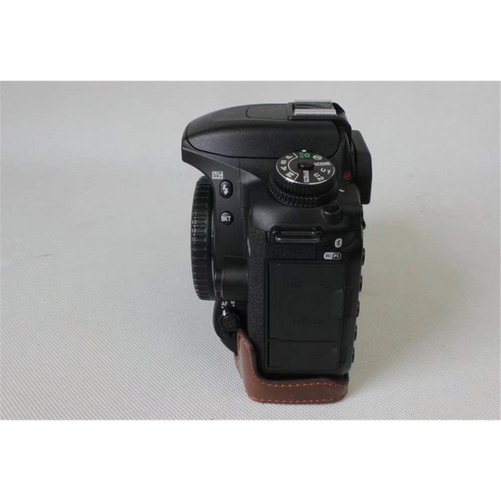 Half Camera PU Leather Shielded Bag Cover for Nikon D7500 Digital SLR Camera - Coffee-4