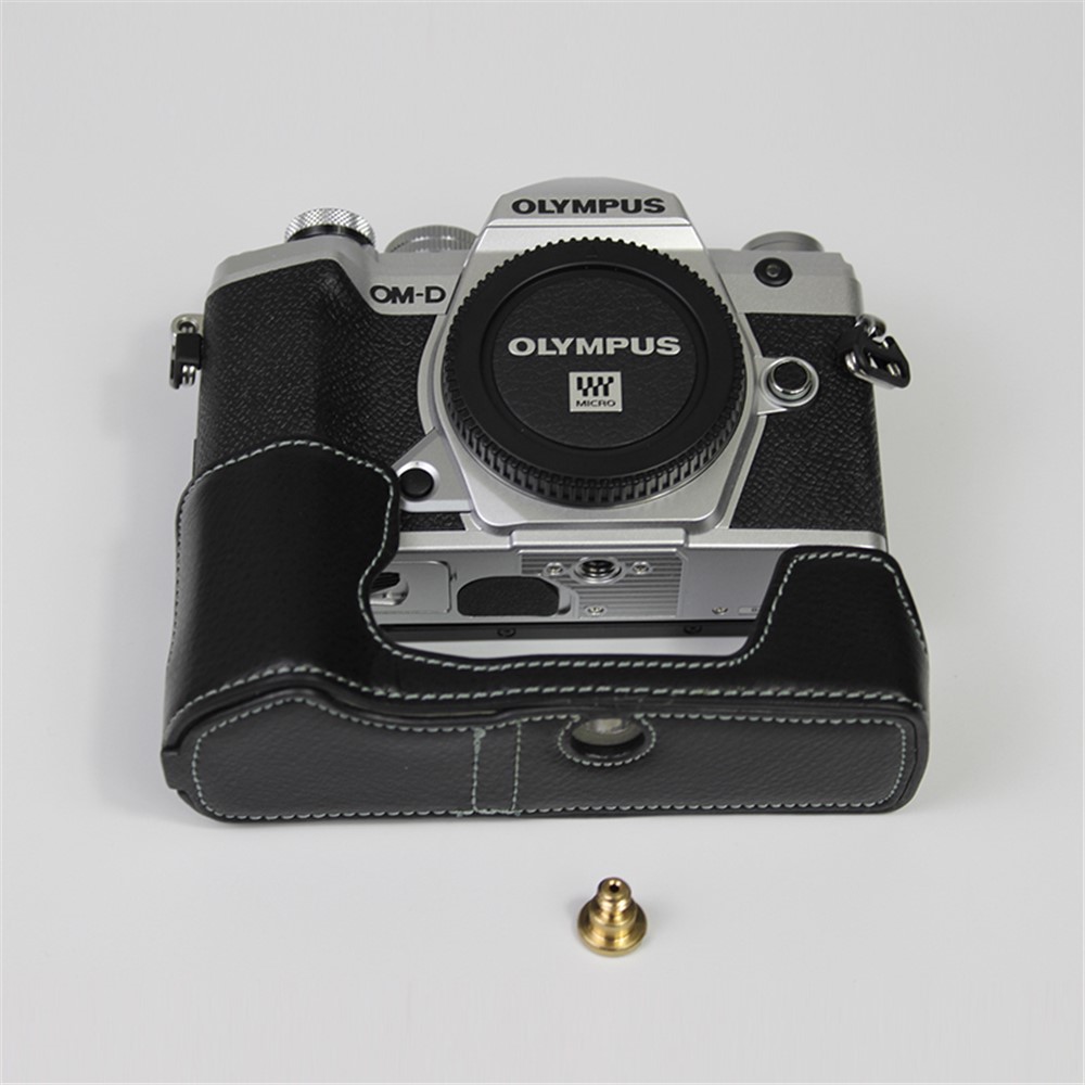 Genuine Leather Half Bottom Camera Protective Case Bag for for Olympus E-M5 Mark III - Black-6