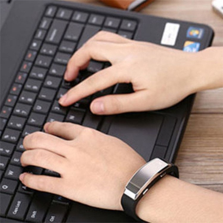 8GB Digital Voice Recorder Wristband & MP3 Music Player-13