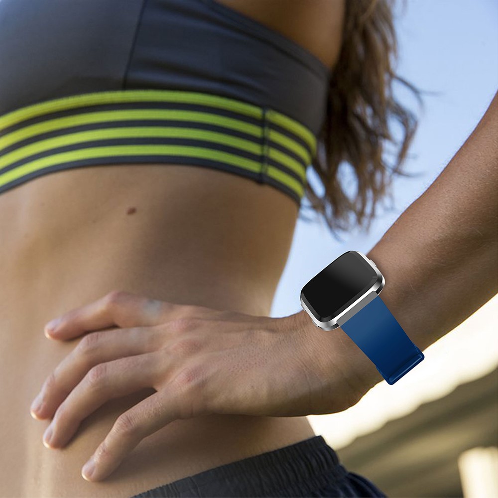 Adjustable Silicon Watch Wrist Strap Replacement, Length: 102 + 95mm for Fitbit Versa - Dark Blue-5
