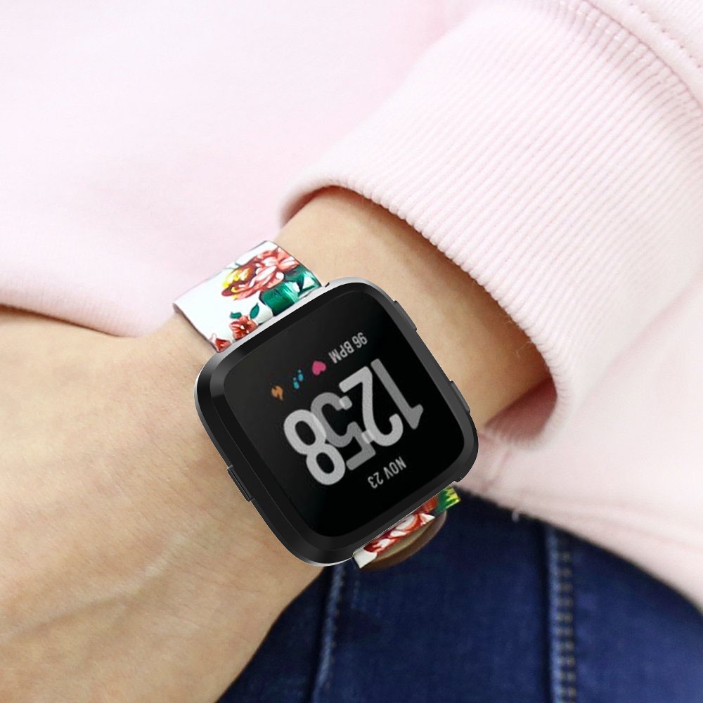 Peony Pattern Genuine Leather Adjustable Watch Strap, Length: 122 + 83mm for Fitbit Versa - White Background Red Peony-5
