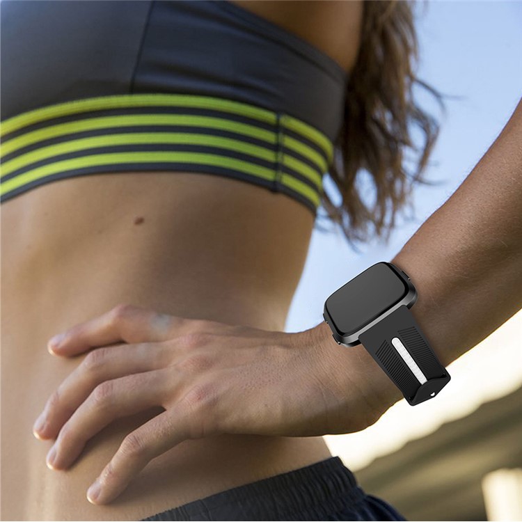 Two-tone Silicone Watch Strap Replacement for Fitbit Versa - Black / White-4