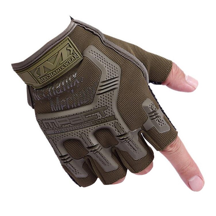 CTSMART Pair of Anti-slip Outdoor Cycling Mountain Climbing Half-finger Sports Gloves - Green-1
