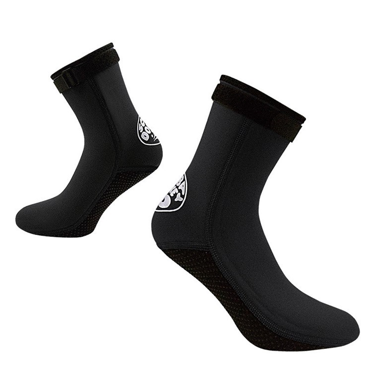 snorkeling footwear