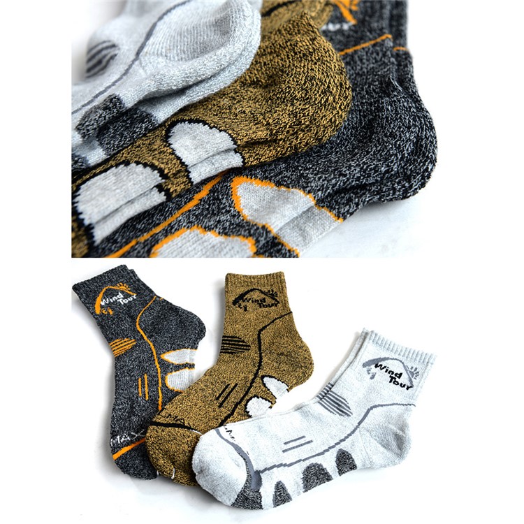 3Pcs/Lot WIND TOUR Unisex Breathable Winter Warm Thickened Crew Socks-8
