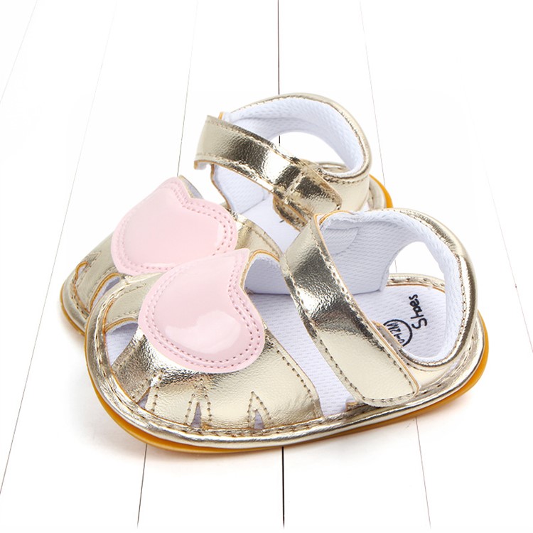 Heart Pattern Baby Shoes PU Leather Beach Sandals Shoes - Gold / Size: 12-2