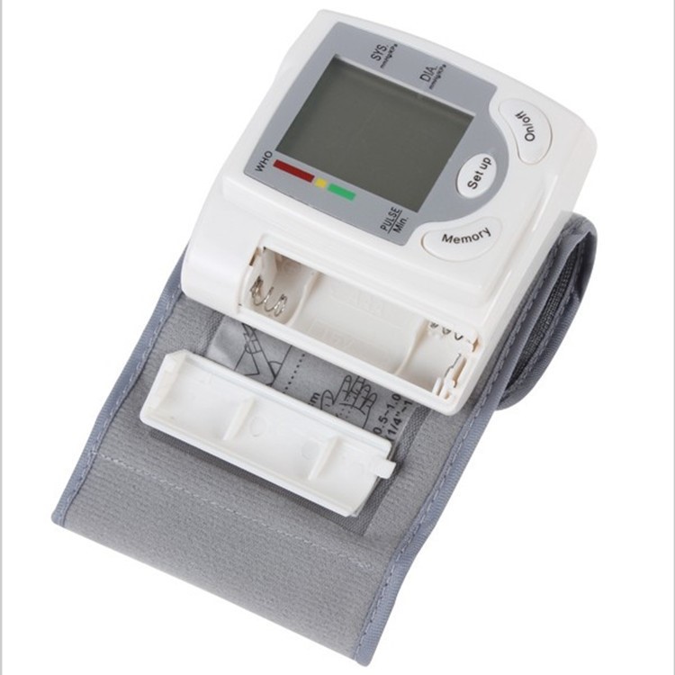CK-101S Blood Pressure Wrist Monitor Accurately Detects Blood Pressure Heart Rate and Irregular Heartbeat-5