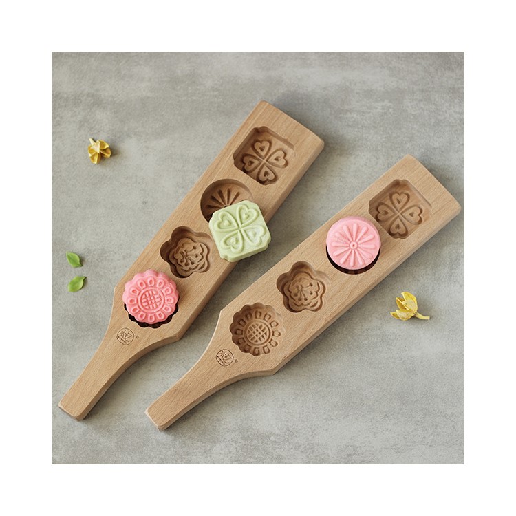 4 Flowers Wooden DIY Mooncake Molds Pumpkin Pie Green Bean Cake Muffin Cups-1