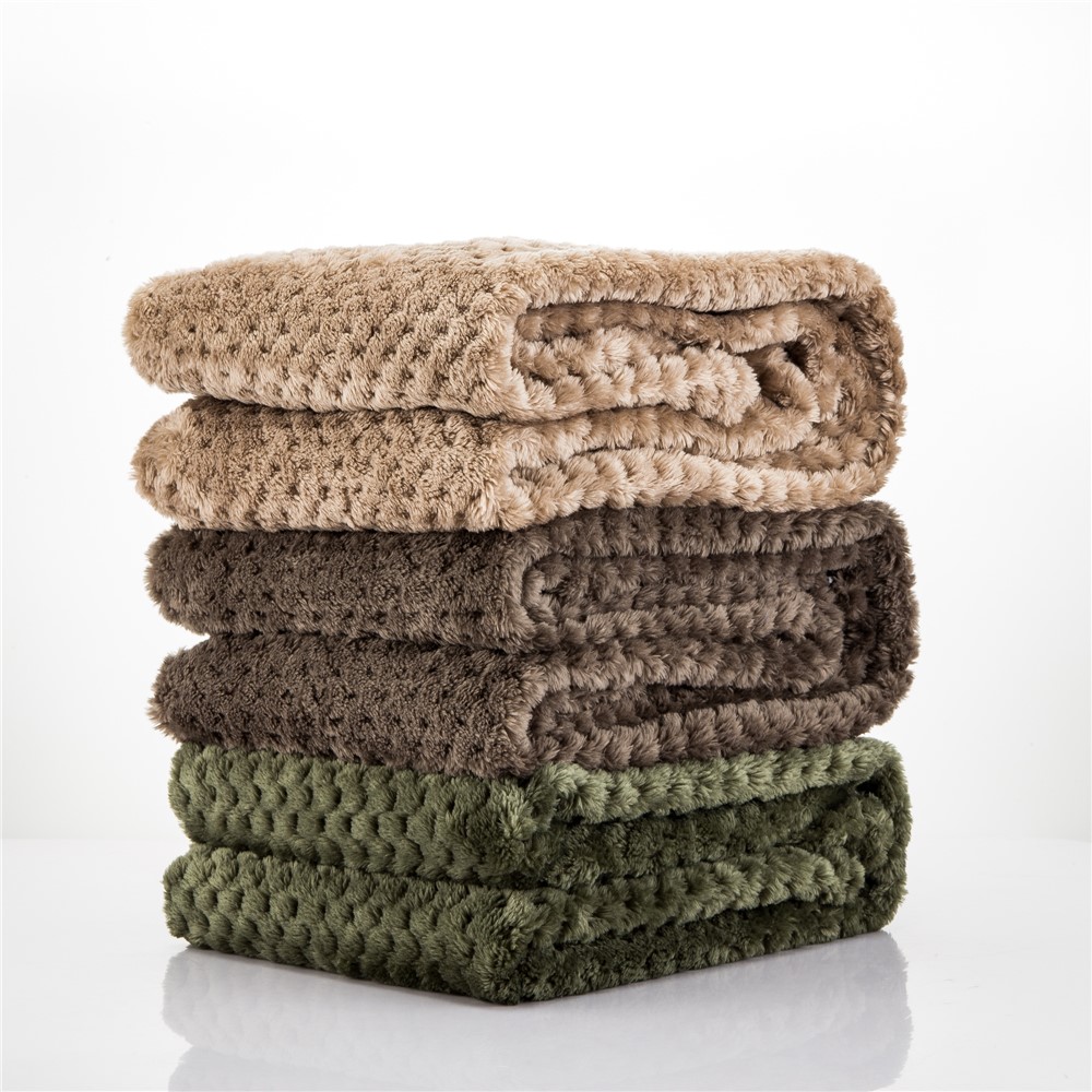 Pure Color Bead Mesh Soft Coral Fleece Blanket Carpet for Pet - Green-4