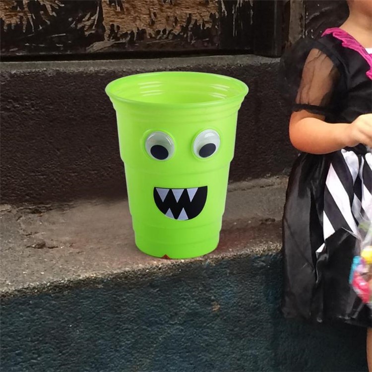 Large Capacity Juice Cup Plastic Cartoon Fruit Juice Cup Halloween DIY Party - Green-1