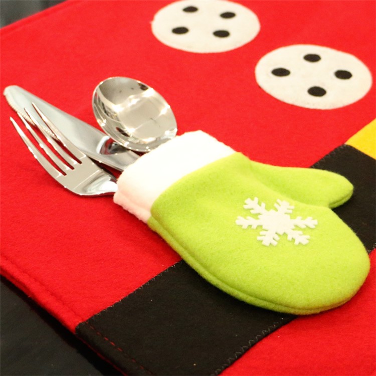 Christmas Dinner Napkin Placemat Table Cloth + Fork Knife Glove Kit for Party Banquet Decoration-4