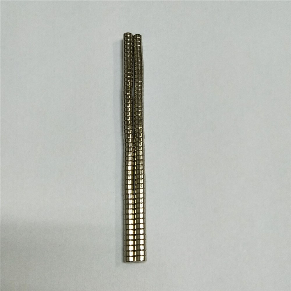 100Pcs/Set Round Powerful NdFeB Magnets for Industrial Equipment and DIY Toys, Size: 4x2mm-1
