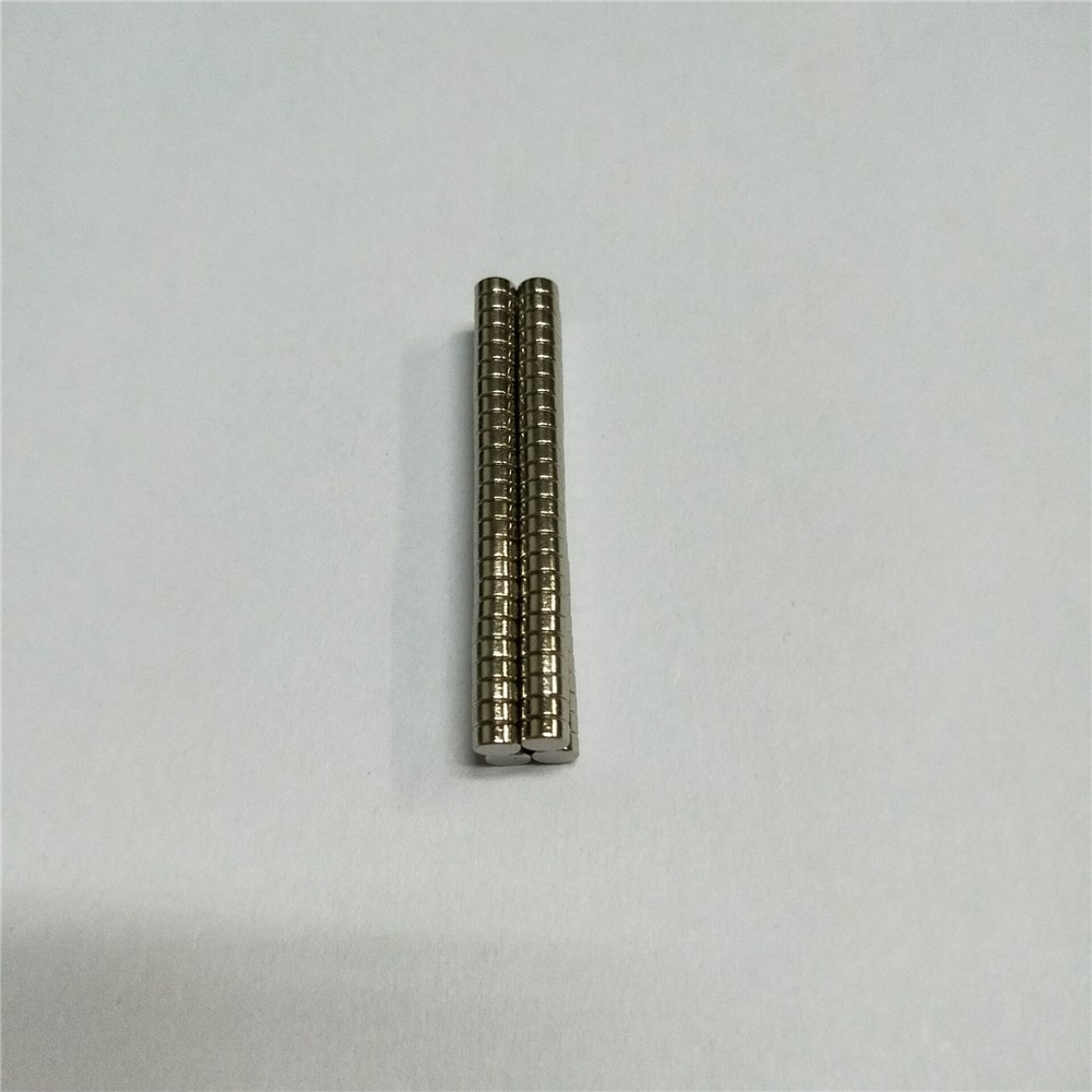100Pcs/Set Round Powerful NdFeB Magnets for Industrial Equipment and DIY Toys, Size: 4x2mm-2