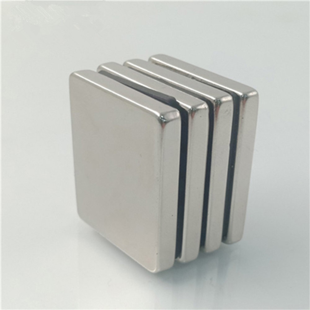 4pcs / Pack 30 * 20 * 5mm Imán Rectangular Súper Fuerte Imán De NDFEB