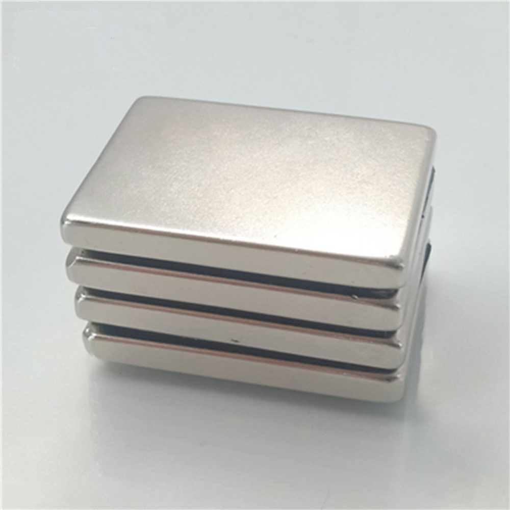 4pcs / Pack 30 * 20 * 5mm Imán Rectangular Súper Fuerte Imán De NDFEB