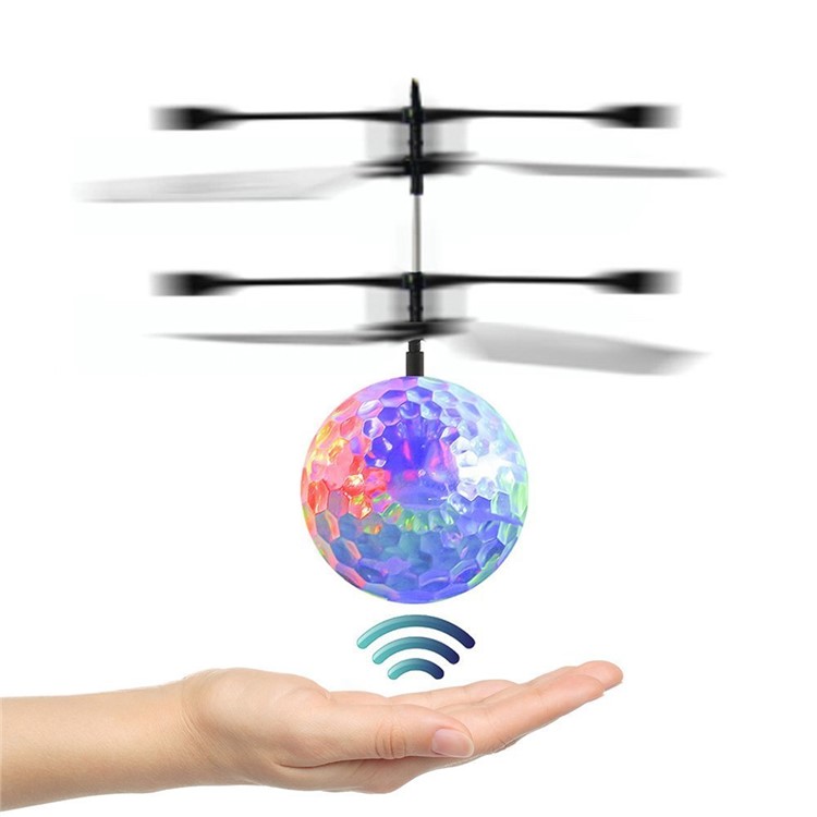 Infrared Induction Helicopter Ball Ball Voando com Rainbow Shinning LED Lights-1