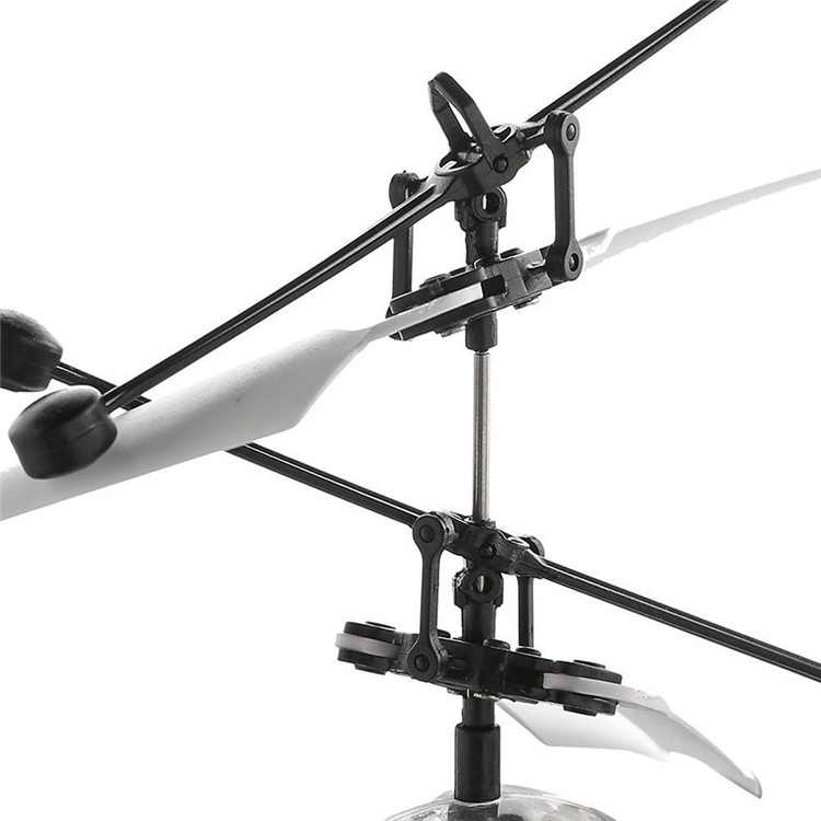 Infrared Induction Helicopter Ball Ball Voando com Rainbow Shinning LED Lights-3