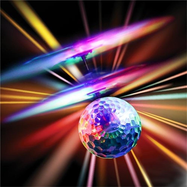 Infrared Induction Helicopter Ball Ball Voando com Rainbow Shinning LED Lights-4
