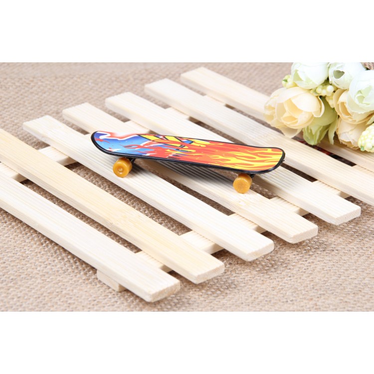 10Pcs/lot Mini Finger Skateboard Alloy Stents Finger Skate Boarding-10