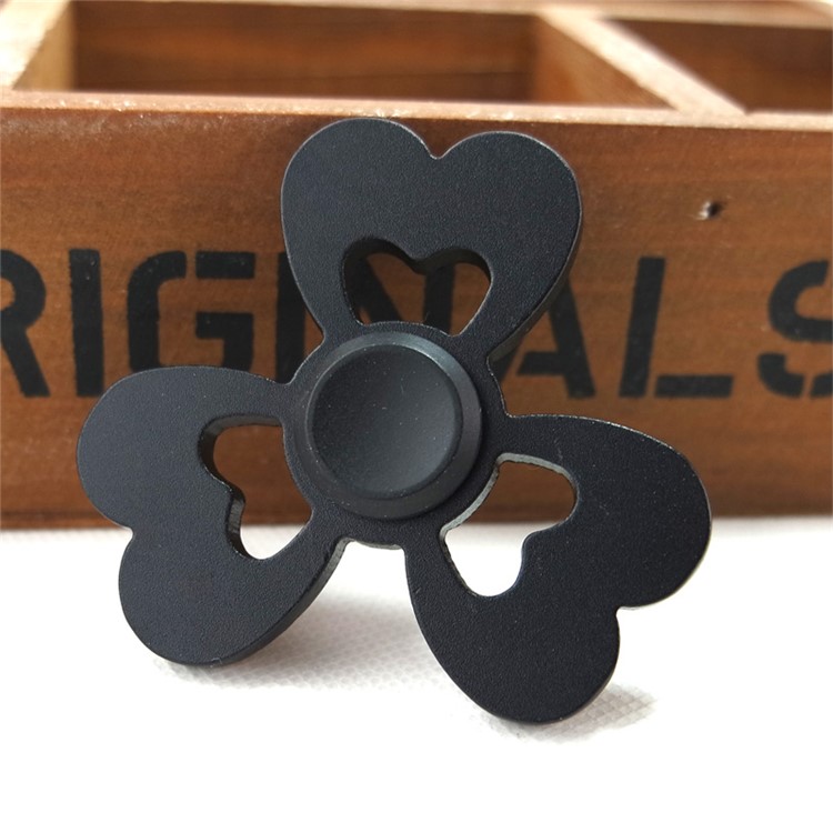 Heart Pattern Aluminum Alloy Tri-Spinner Fidget Spinner EDC Toy for ADHD Anxiety and Boredom - Black-3