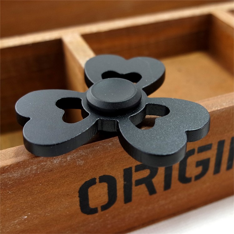 Heart Pattern Aluminum Alloy Tri-Spinner Fidget Spinner EDC Toy for ADHD Anxiety and Boredom - Black-5