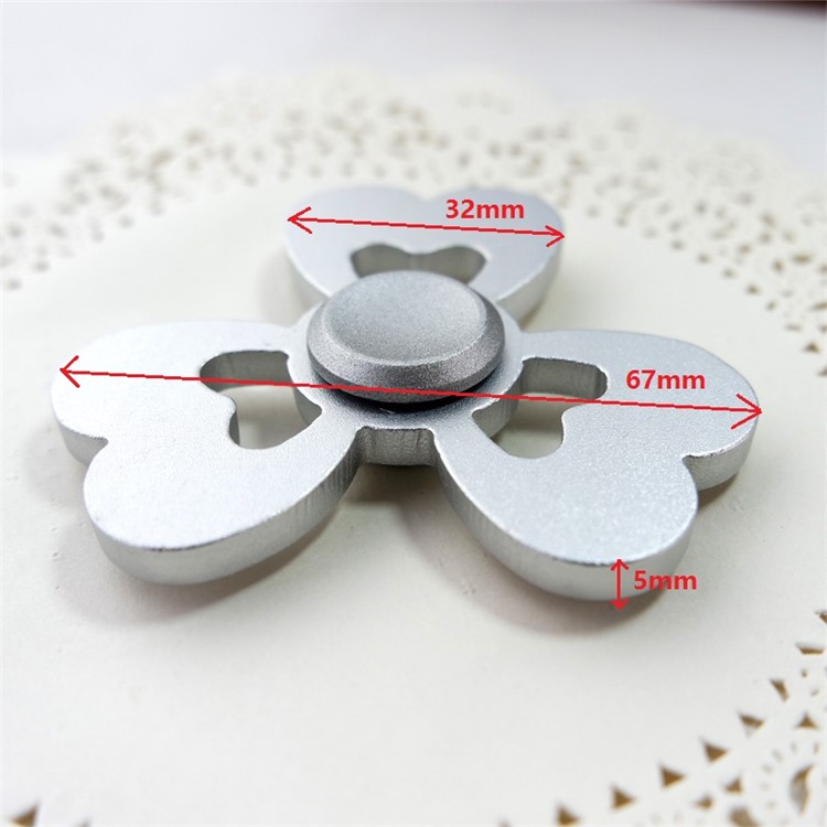 Heart Pattern Aluminum Alloy Tri-Spinner Fidget Hand Spinner EDC Toy for ADHD Anxiety and Boredom - Silver Color-13