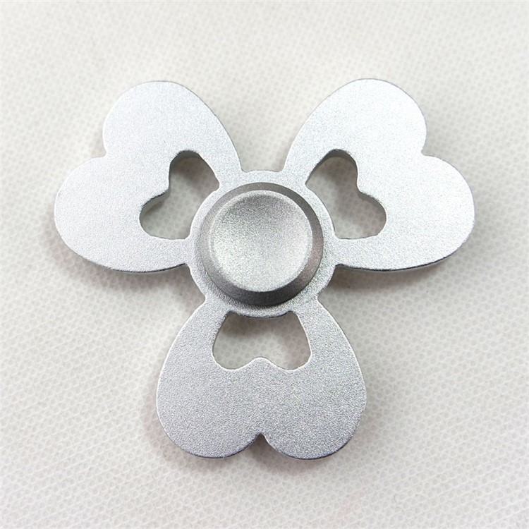 Heart Pattern Aluminum Alloy Tri-Spinner Fidget Hand Spinner EDC Toy for ADHD Anxiety and Boredom - Silver Color-5