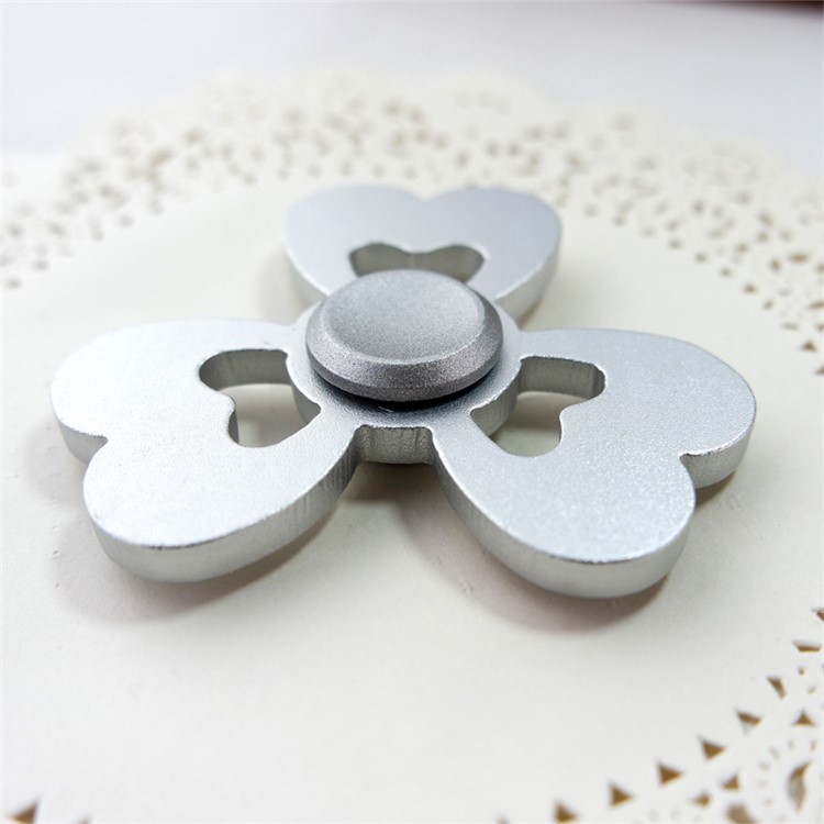 Heart Pattern Aluminum Alloy Tri-Spinner Fidget Hand Spinner EDC Toy for ADHD Anxiety and Boredom - Silver Color-9