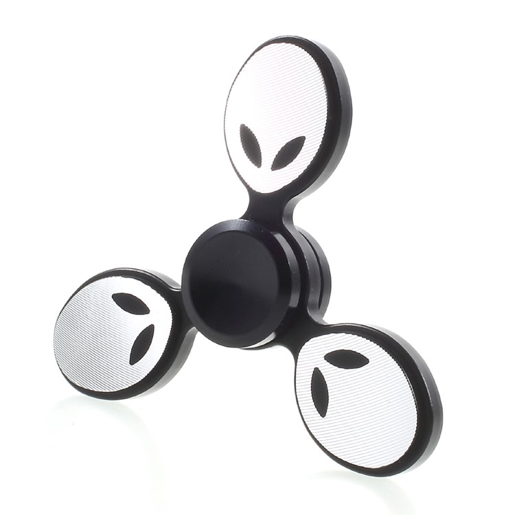 Ghost Pattern Tri-spinner Fidget Spinner Fingertip Focus Gyro for Kids and Adults - Black-3