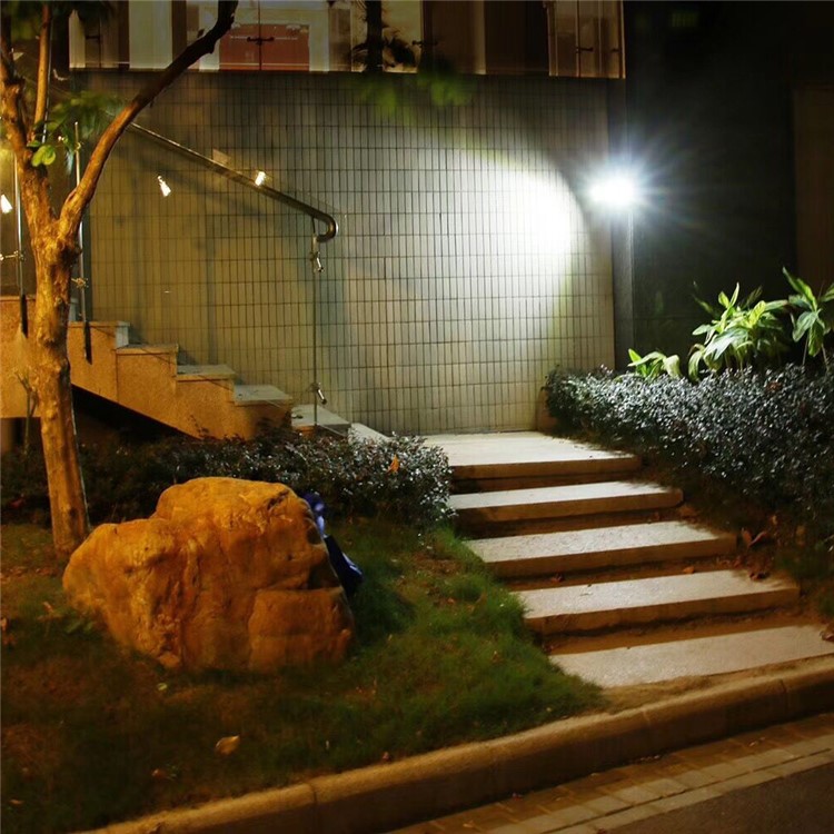 YH0508 Dual Head Solar Powered Motion Sensor Wall Light 600LM Waterproof Outdoor Lawn Lamp-6