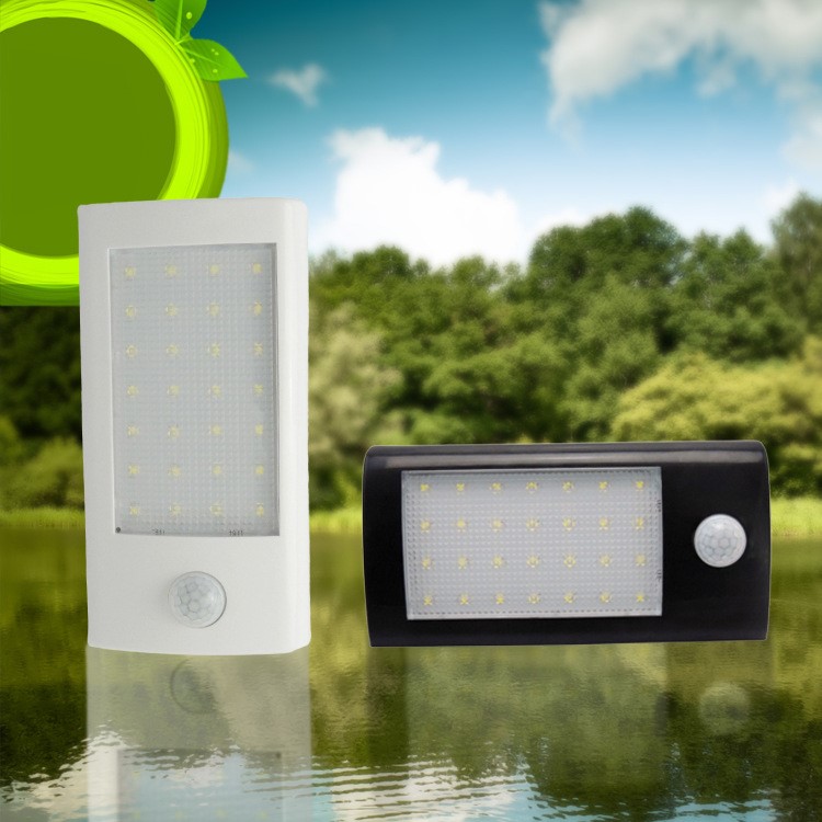 28-LED IR Infrared Motion Solar Powered Light Outdoor Triangle Shape Wall Lamp-2