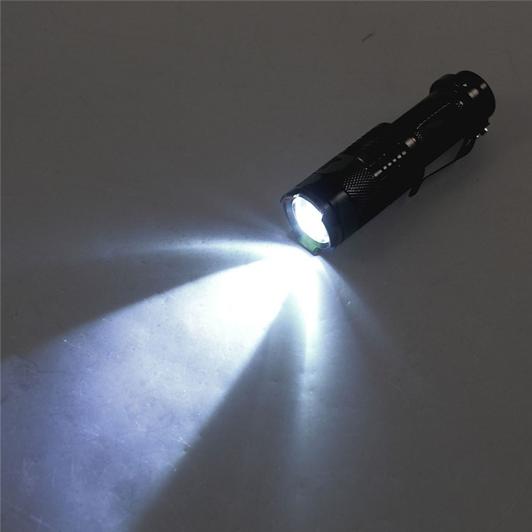 XLD-006G Mini CREE LED Torch 10W 1100LM 200m Light Range - Black-10