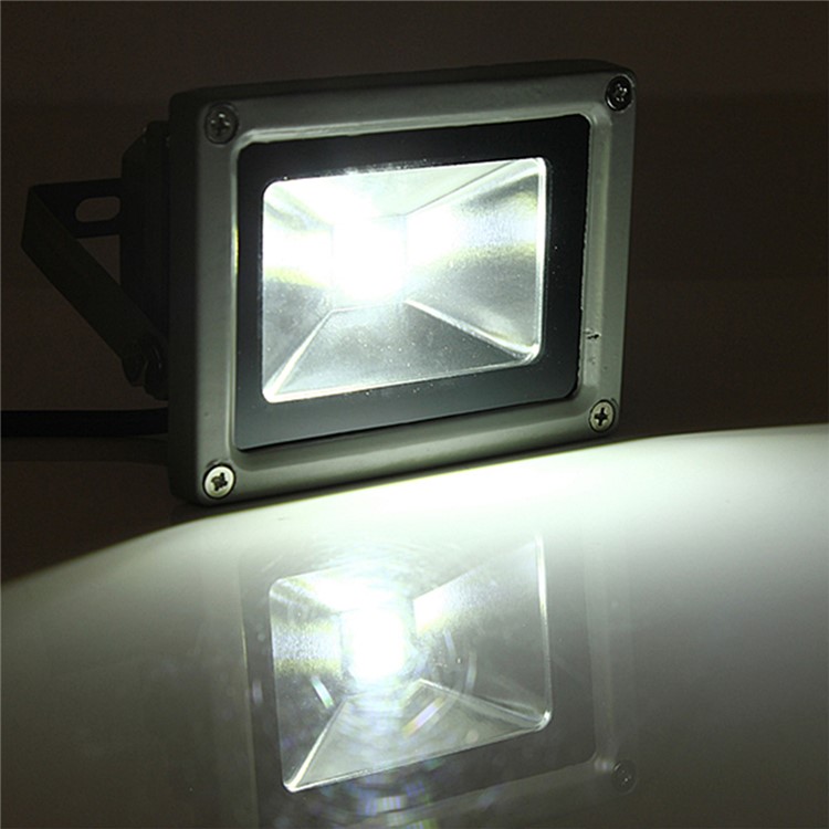 10W Solar Powered Waterproof Outdoor LED Flood Light - Cool White-10