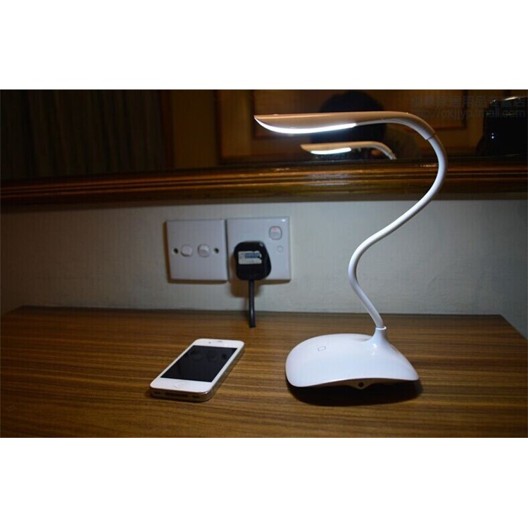Clip On USB Rechargeable Eye Protection Flexible Touch LED Desk Lamp-2