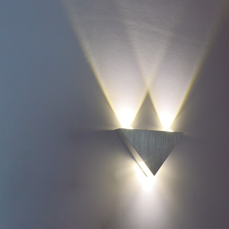 3W Aluminum Body Triangle Wall Light Modern LED Wall Lamp - Warm White-3