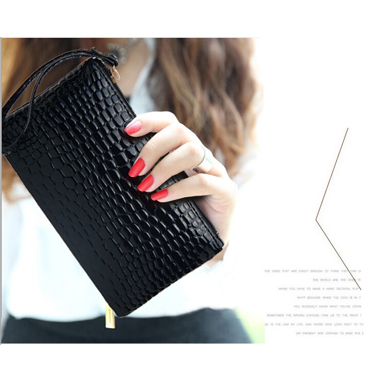 The New Korean Style Leather Crocodile Texture Handbag of 2017 Purse - Black-7