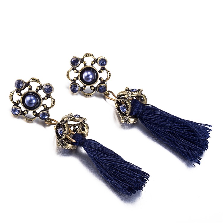 Retro Style Tassel Dangle Alloy Earrings-3