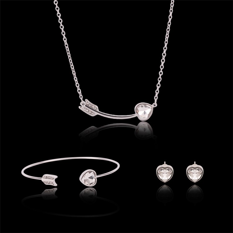 Women's Trendy Jewelry Set Diamond Necklace Bracelet Earrings Set - Love Heart-2