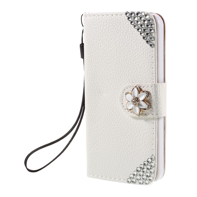 Elegant Bling Diamante Flower iPhone 5 Leather Cover Stand-2