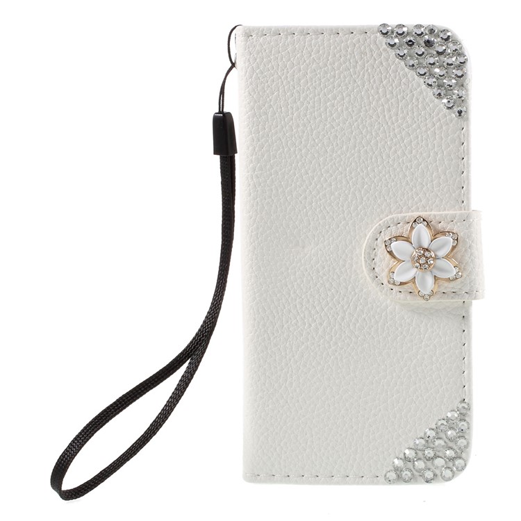 Elegant Bling Diamante Flower iPhone 5 Leather Cover Stand-4