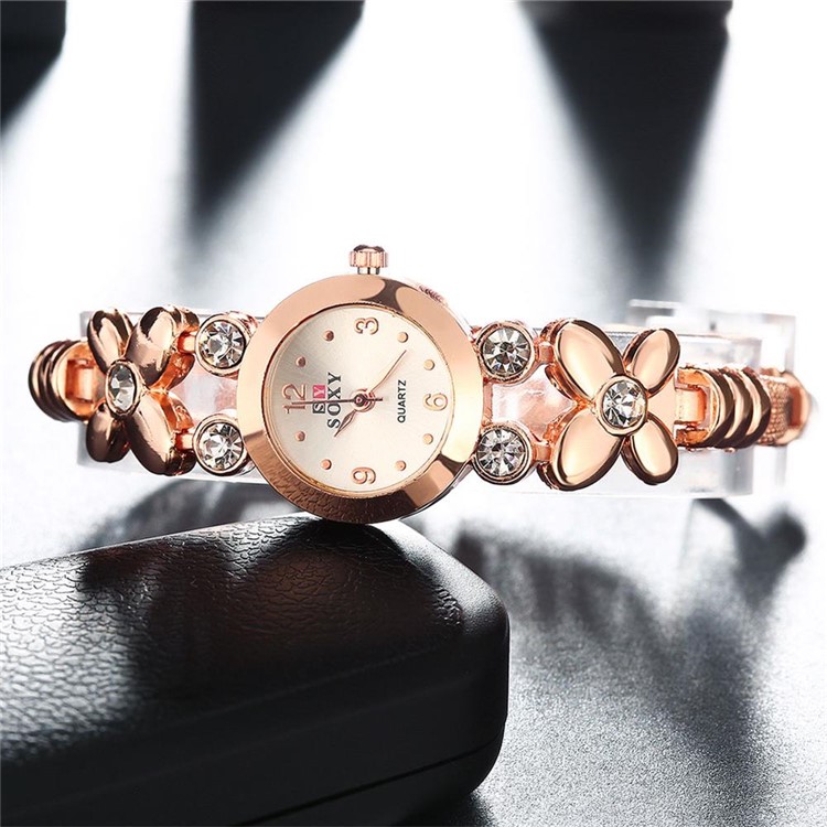 Fashion Collocation Flower Alloy Quartz Wrist Watch for Women-6