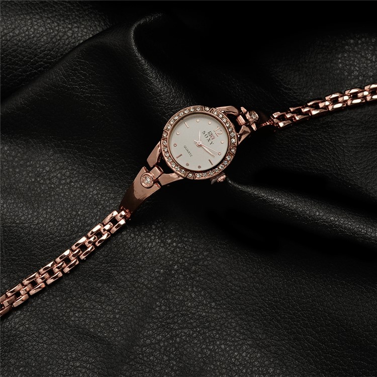 WH0105Z Fashion Round Dial Diamond Decor Chain Quartz Wrist Watch for
