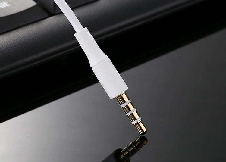 ZUOQI H101 3.5mm In-ear Headset Earphone with Microphone for iPhone Samsung HTC-16
