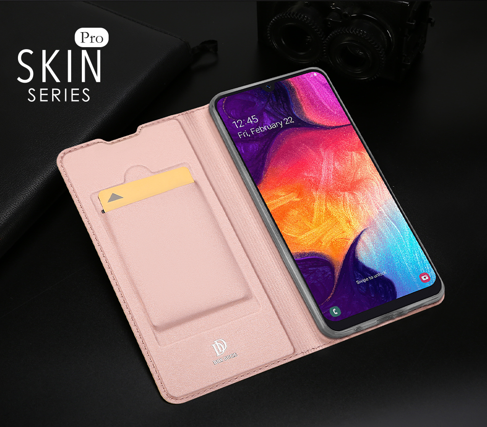 Dux Ducis Skin Pro Series Anti-Scratch Skin Touch Leather Flip Case Avec Fente de Carte Pour Samsung Galaxy A50 / A50 / A30 - le Noir