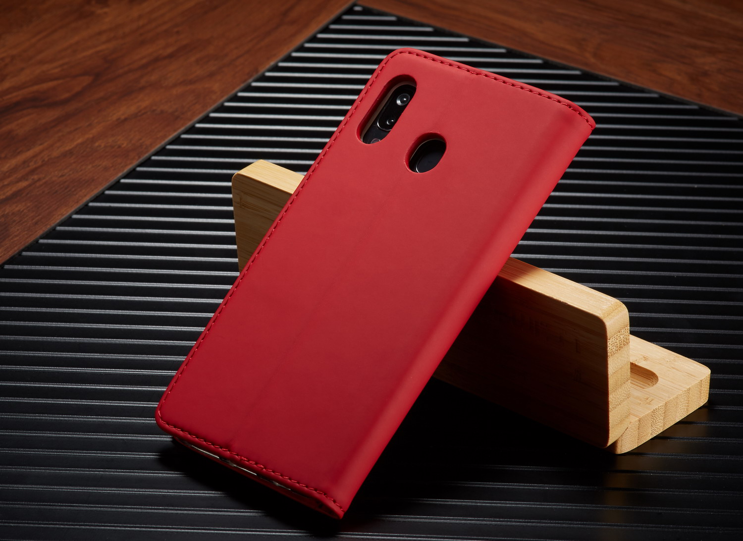 Lc. Cobertura de Célula de Couro Imeeke LC-002 Para o Samsung Galaxy A40 - Vermelho