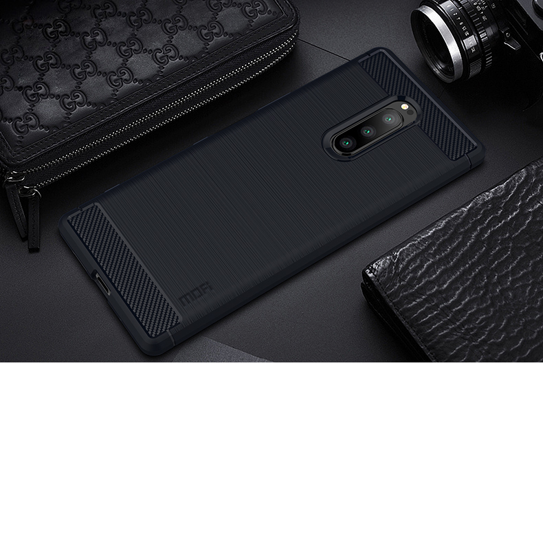 MOFI Caixa TPU Escovada de Textura de Fibra de Carbono Para Sony Xperia 1 - Preto