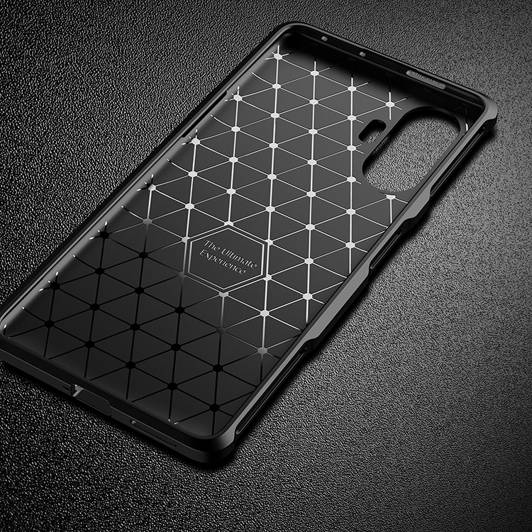 Präzise Ausgeschnittene Kohlefaser-textur Tpu-telefonschutzabdeckung Für Xiaomi Redmi K40/K40 Pro/Mi 11i/Poco F3 - Schwarz