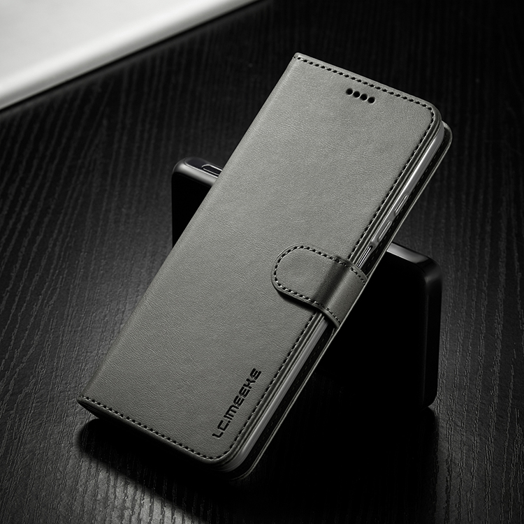 101911818E-8